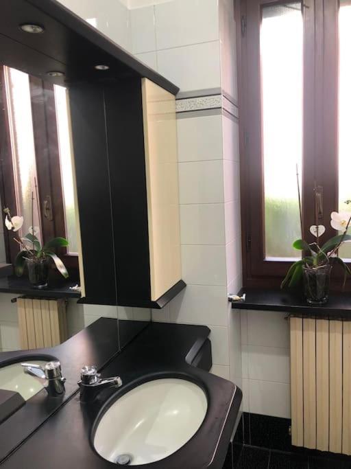 Apartmán Casa Magnolia, Tranquilla E Centrale Nichelino Exteriér fotografie